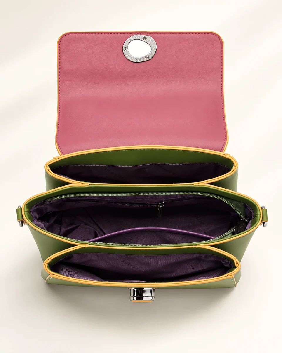 SU QUEENA 3234 open bag with plum lining and three sections